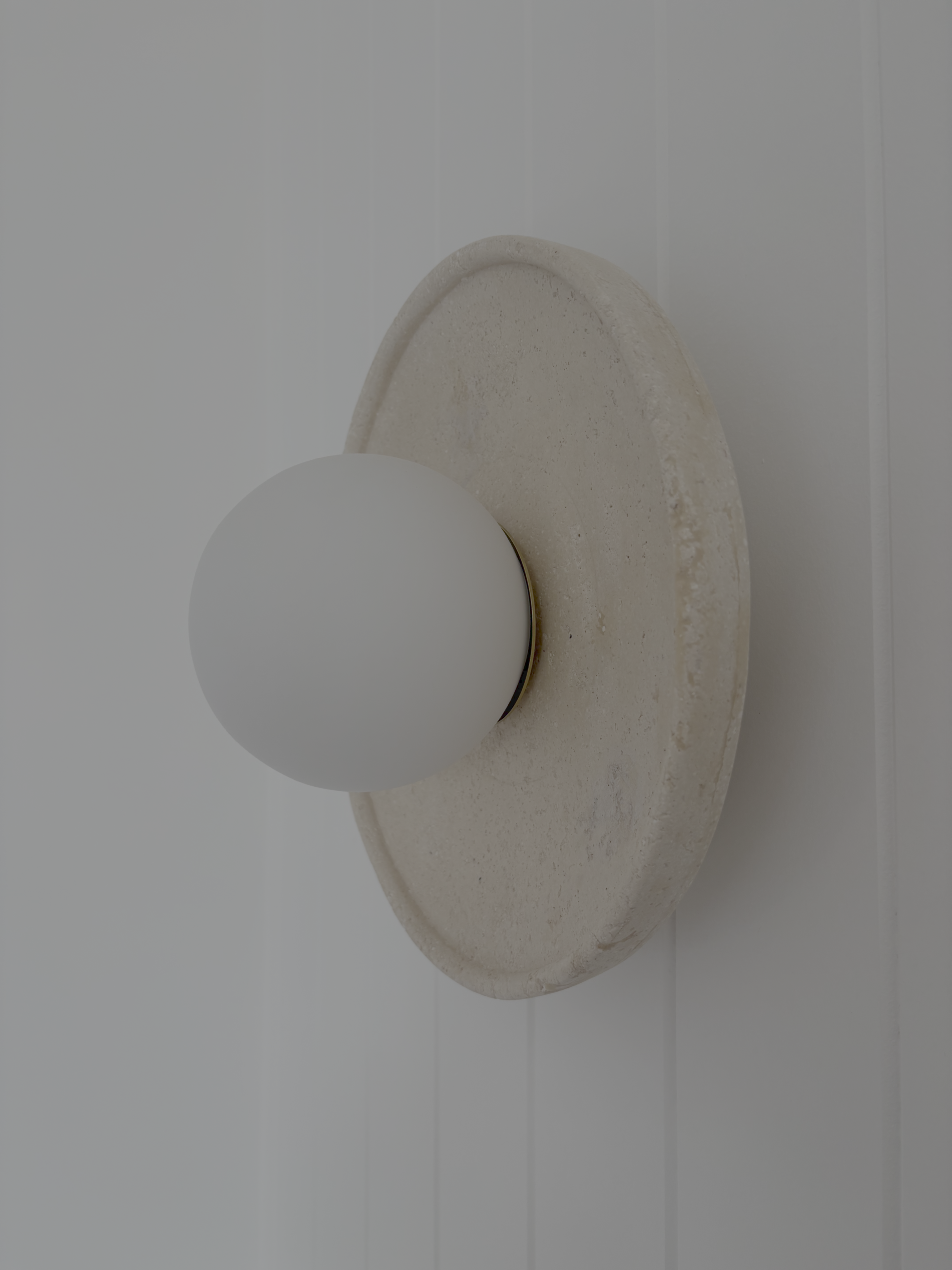 Pendant light disk